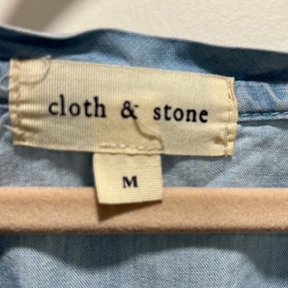 CLOTH & Stone Anthropologie Short SleeveChambray Top size medium - Picture 5 of 8